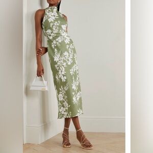 Reformation linen dress. Perfect wedding guest dress!